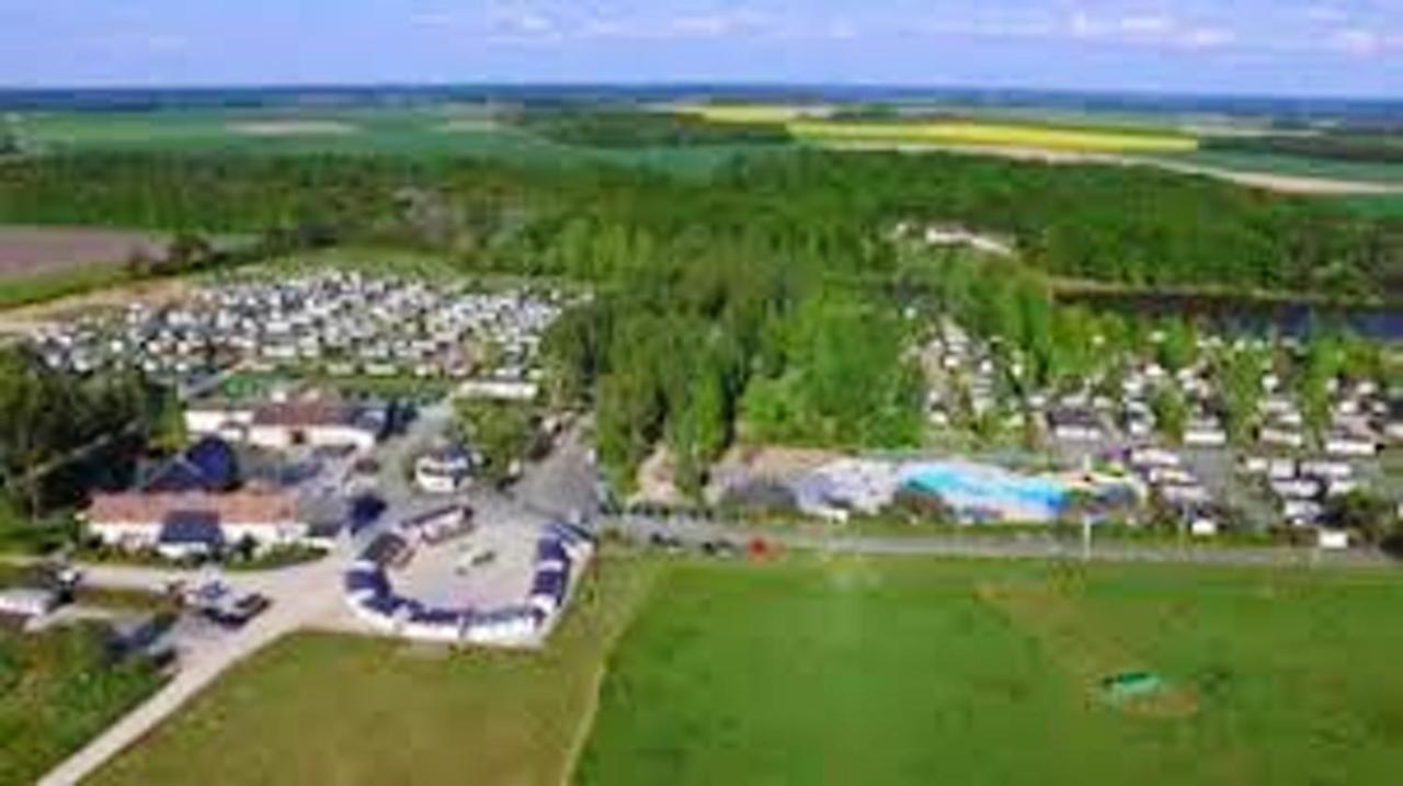 Bungalow Charmant Onzain + Piscine Экстерьер фото